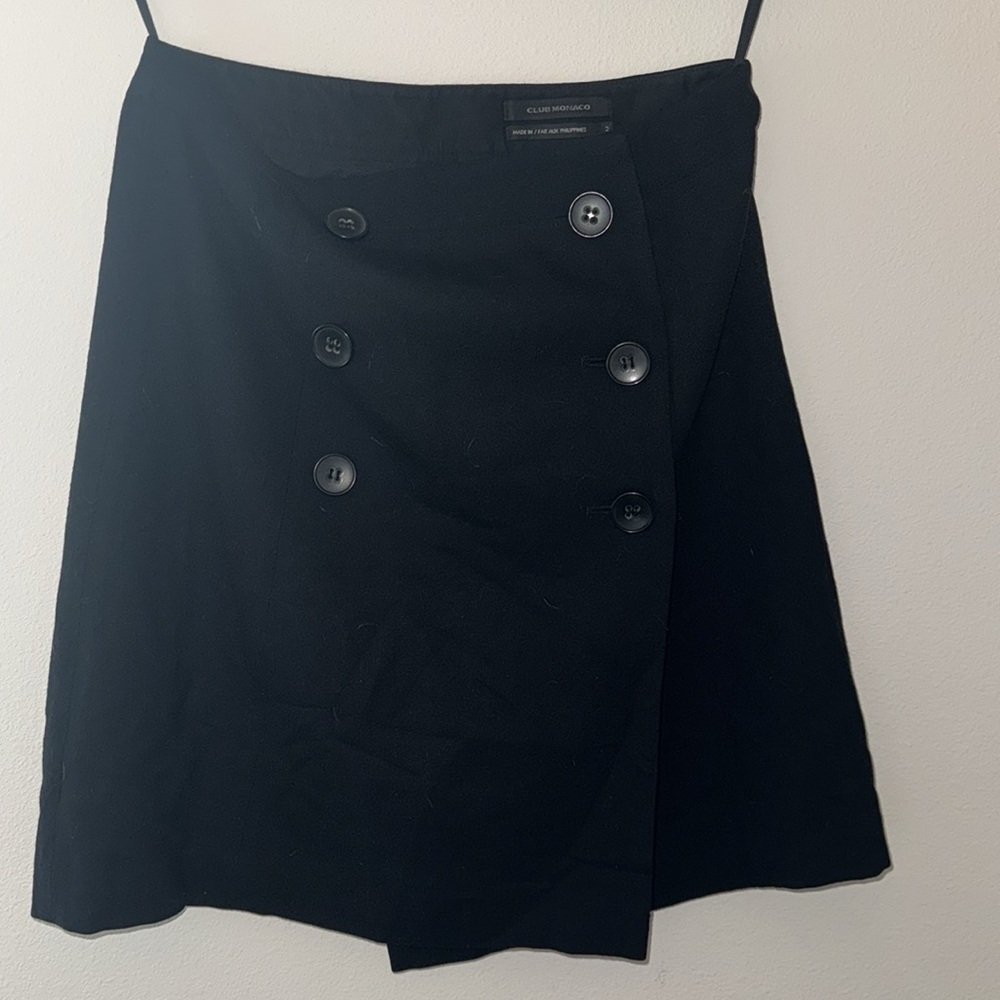Club Monaco wool overlap button detailing skirt sz 2